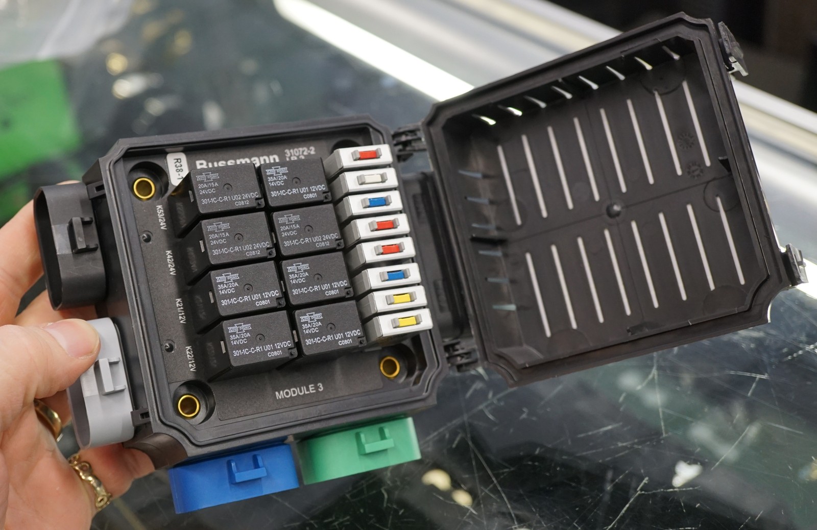 Bussmann LR-2 BODY PDU