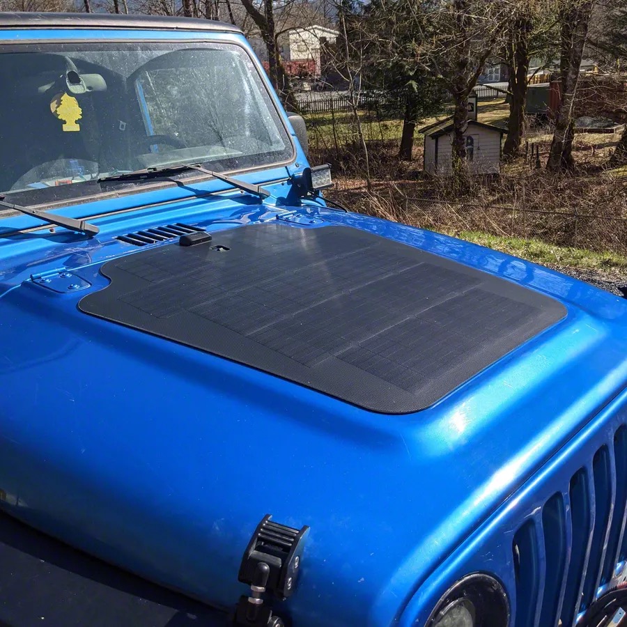Cascadia 4x4 Solar Panel